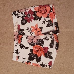 Ann Taylor Women's Floral Print Devin City Shorts